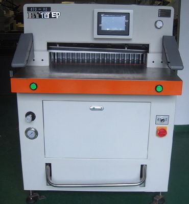 Porcellana tagliatrice di carta automatica dei semi di 670mm per la foto/PVC fornitore